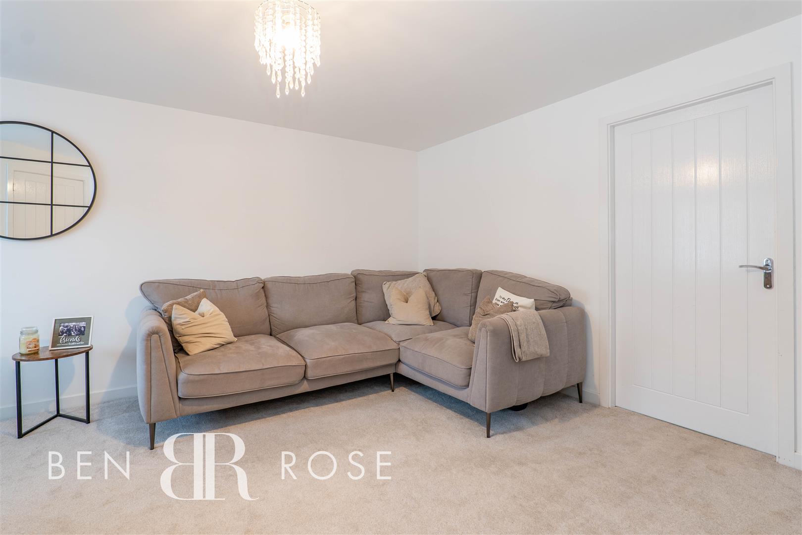 3 bed property in Swallowtail Way, Bamber Bridge